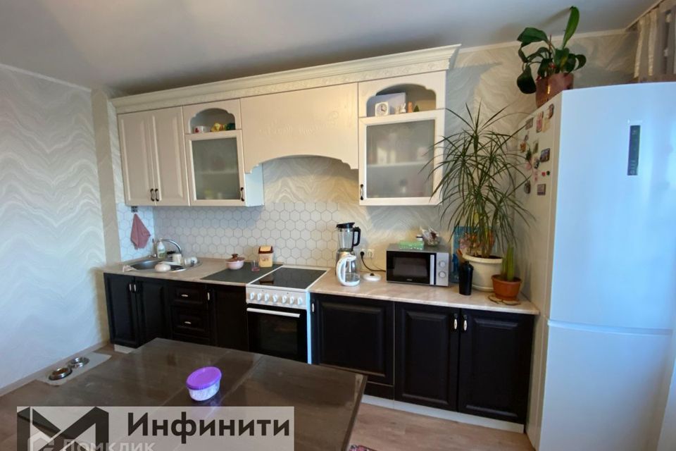 Продаётся 1-комнатная квартира, 54.3 м²