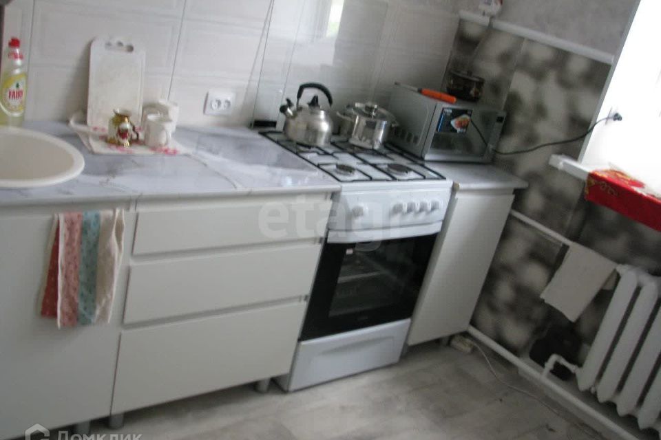 Продаётся 3-комнатная квартира, 56.8 м²
