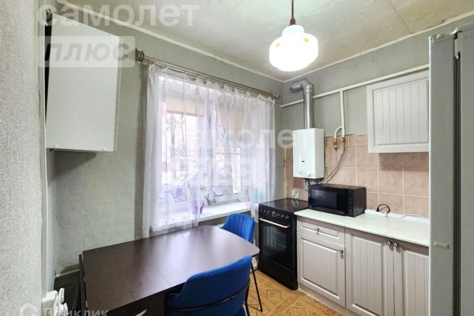 Продаётся 2-комнатная квартира, 43.3 м²