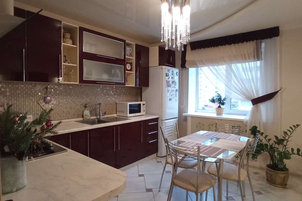 Продаётся 3-комнатная квартира, 80.3 м²