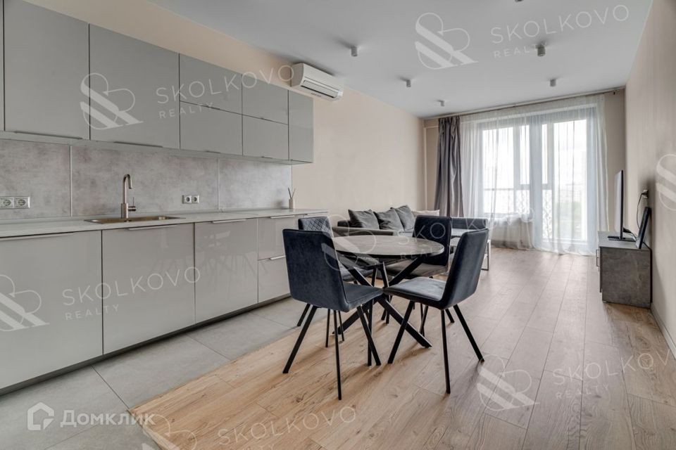 Сдаётся 2-комнатная квартира, 63 м²