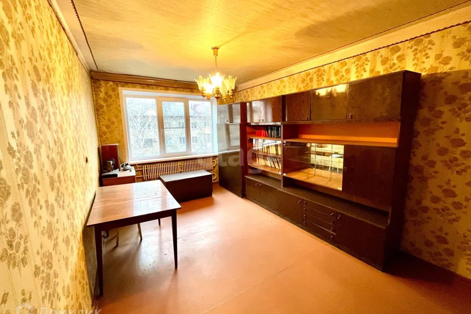 Продаётся 2-комнатная квартира, 57 м²