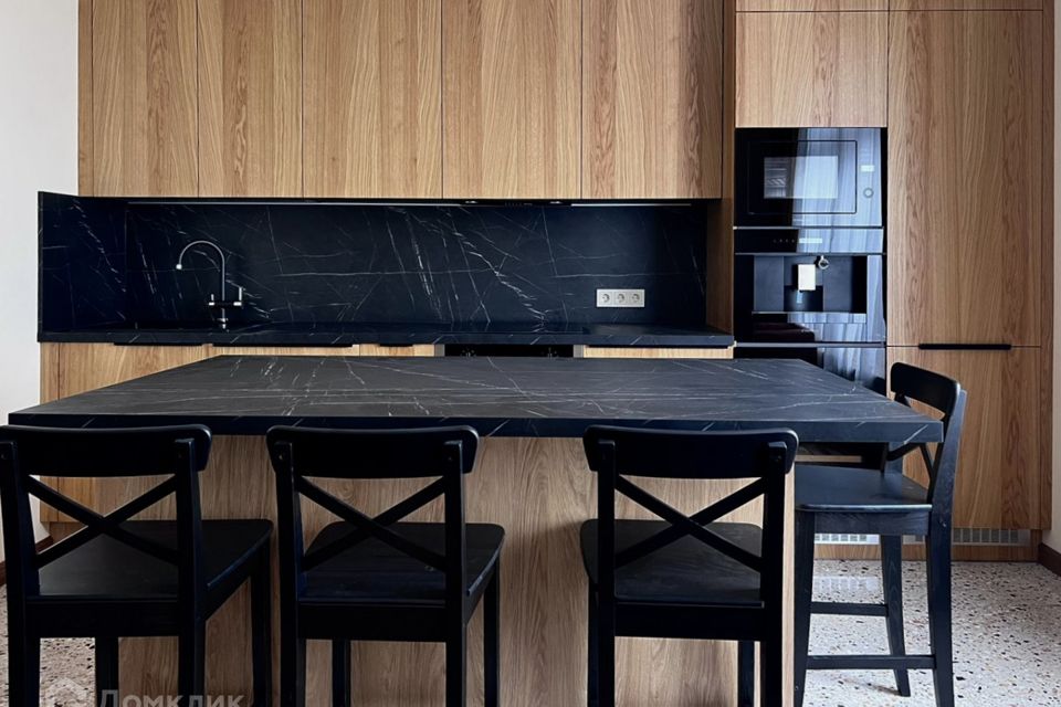 Сдаётся 2-комнатная квартира, 54 м²