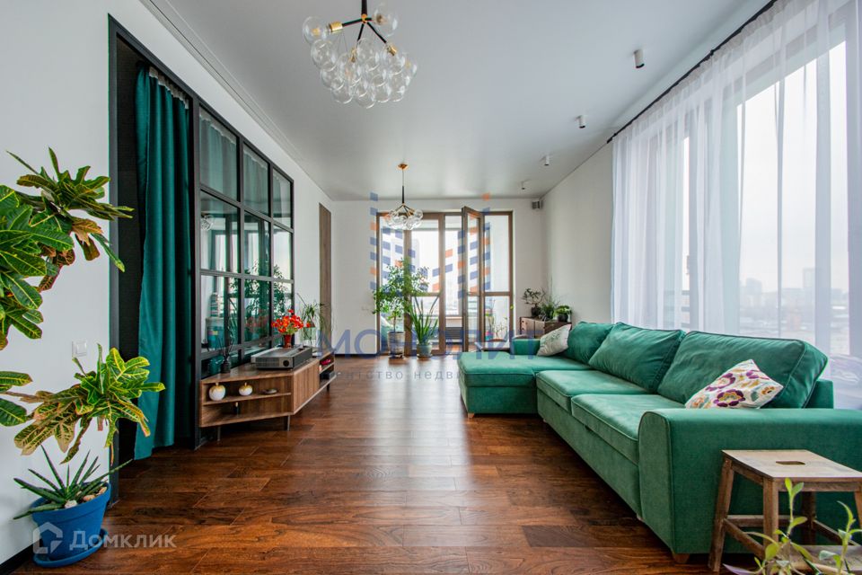 Сдаётся 4-комнатная квартира, 107.4 м²