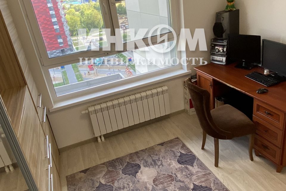 Продаётся 3-комнатная квартира, 70.4 м²