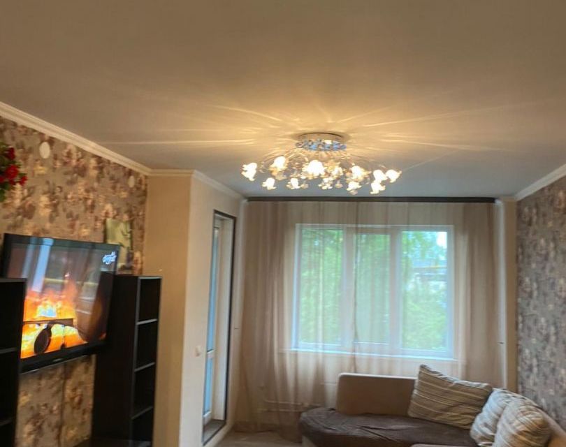 Сдаётся 3-комнатная квартира, 58 м²