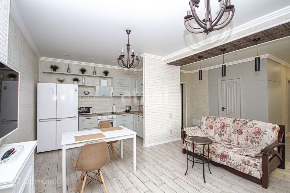 Продаётся 4-комнатная квартира, 85.8 м²