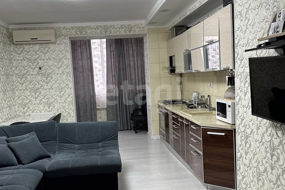 Продаётся 2-комнатная квартира, 71.4 м²