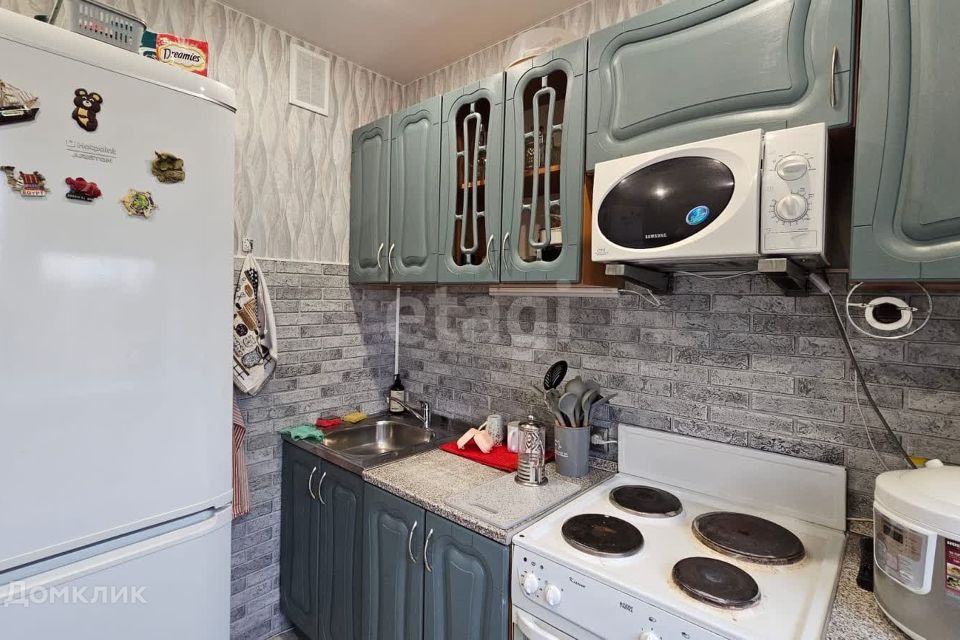 Продаётся 3-комнатная квартира, 59.9 м²