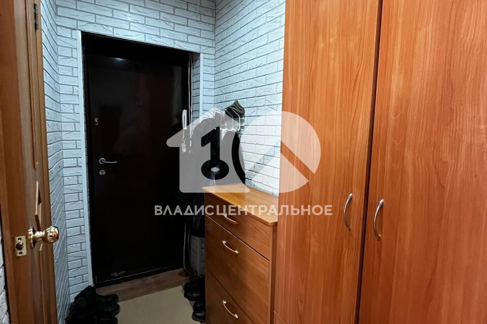Продаётся 3-комнатная квартира, 55.3 м²