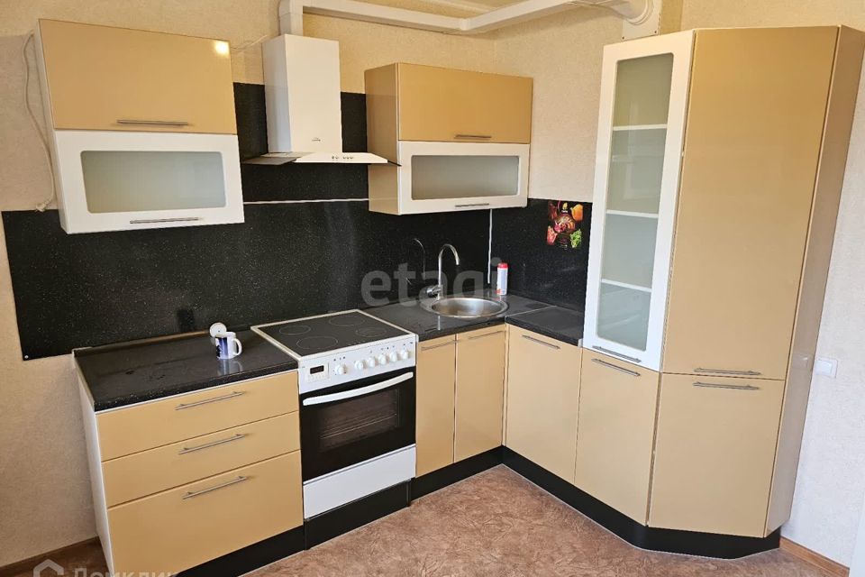 Продаётся 1-комнатная квартира, 41 м²