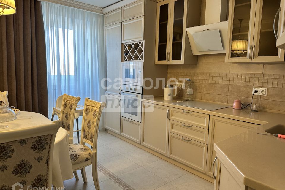 Продаётся 3-комнатная квартира, 87.4 м²