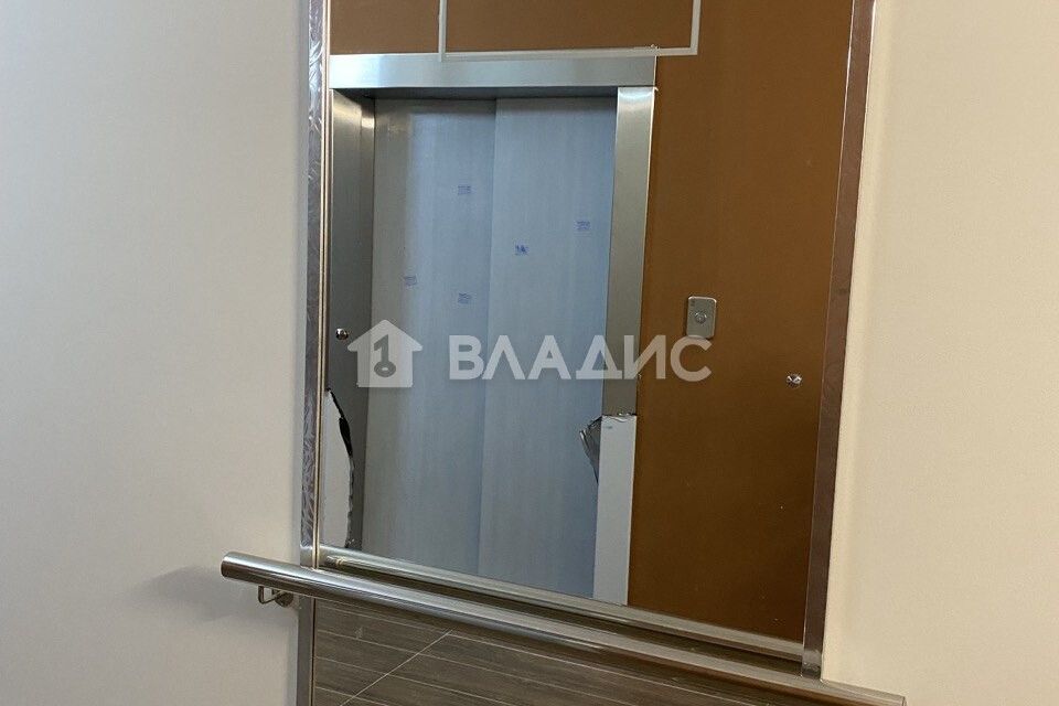 Продаётся 1-комнатная квартира, 61.6 м²