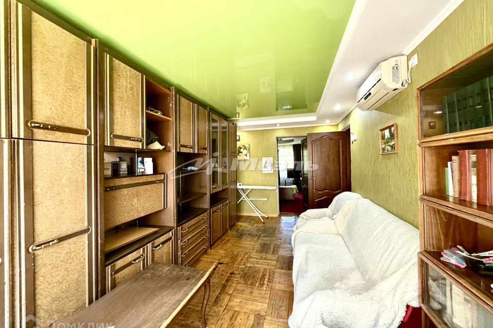 Продаётся 3-комнатная квартира, 61.1 м²