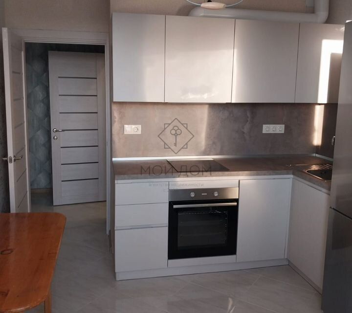 Сдаётся 1-комнатная квартира, 38 м²