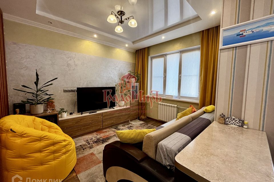 Продаётся 1-комнатная квартира, 37 м²