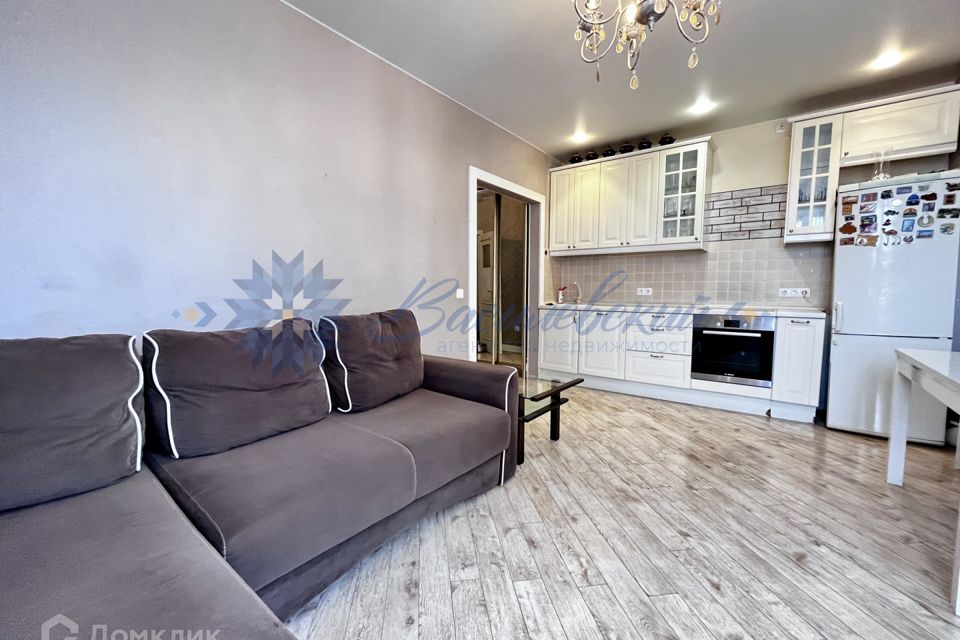 Продаётся 1-комнатная квартира, 42 м²