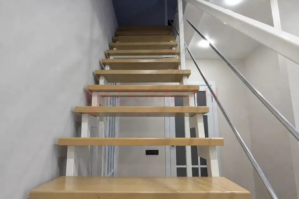 Продаётся 4-комнатная квартира, 92 м²