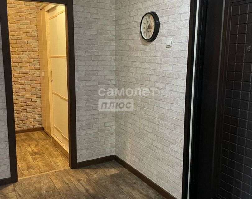Продаётся 1-комнатная квартира, 40.5 м²