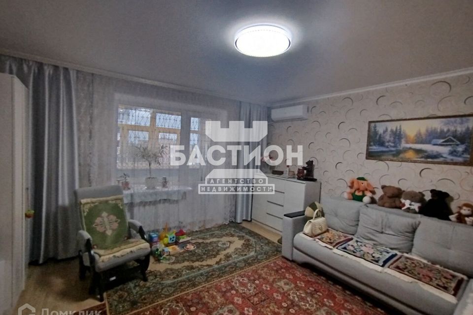 Продаётся 4-комнатная квартира, 79.8 м²
