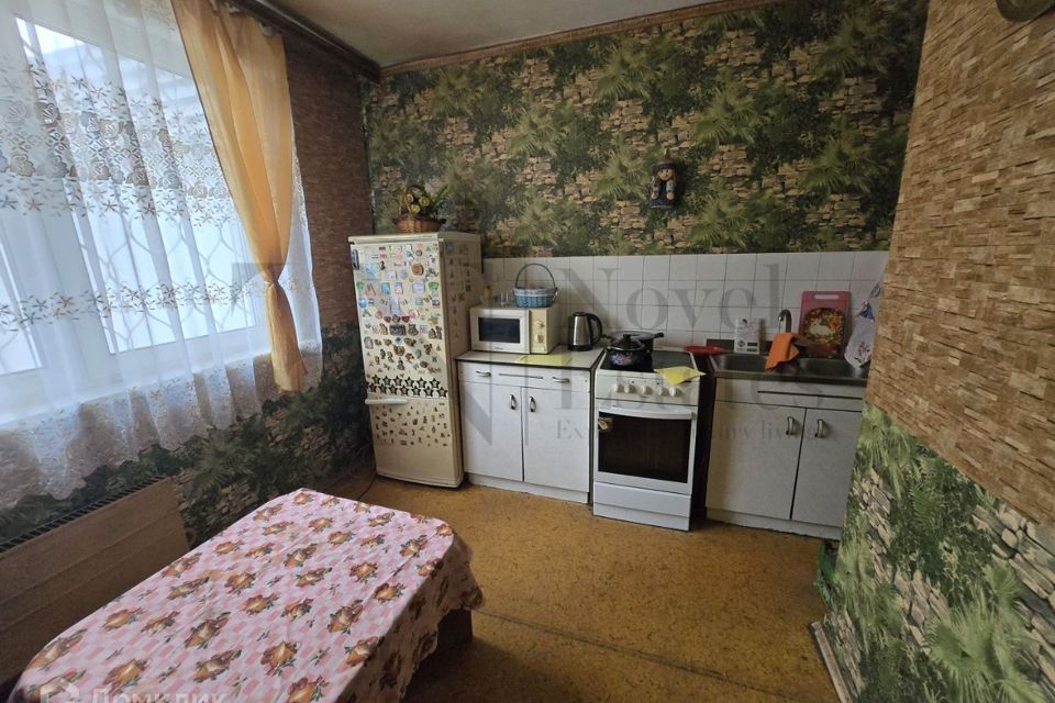 Продаётся 2-комнатная квартира, 60 м²