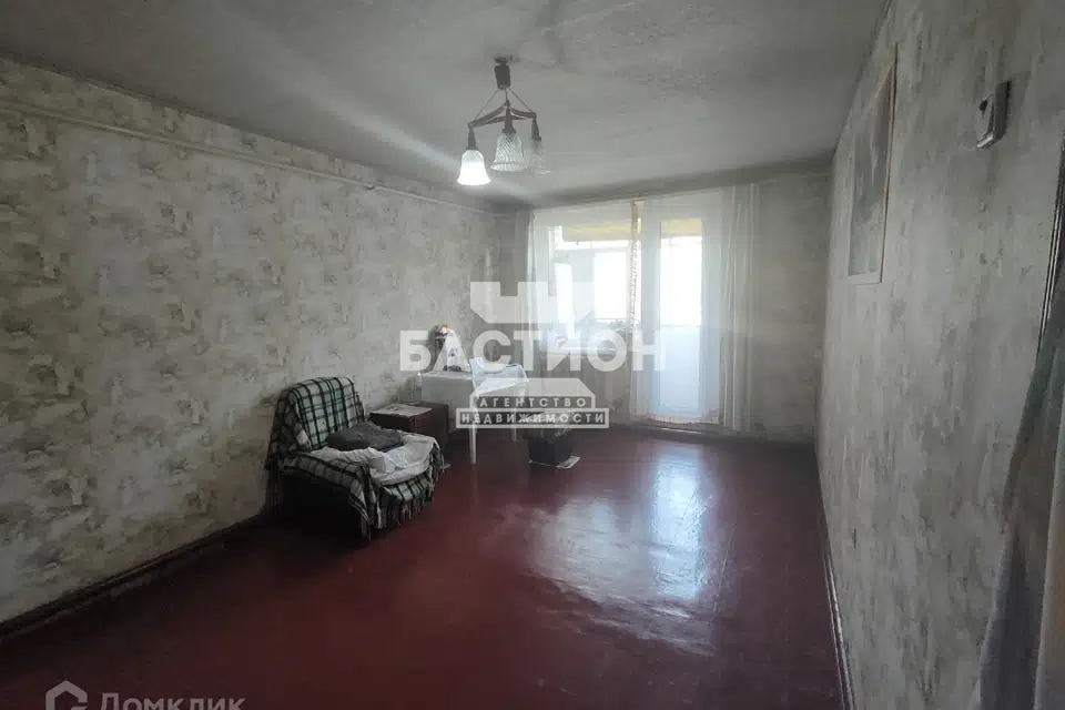 Продаётся 4-комнатная квартира, 75.2 м²