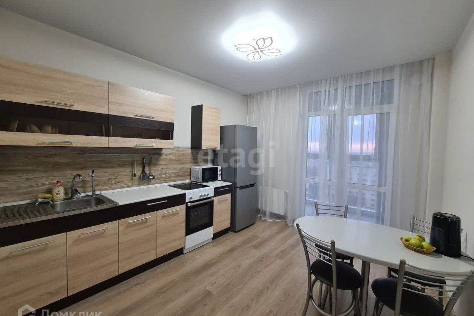 Продаётся 2-комнатная квартира, 63.2 м²