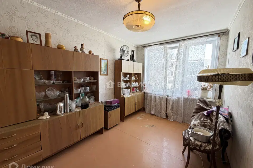 Продаётся 3-комнатная квартира, 58.2 м²
