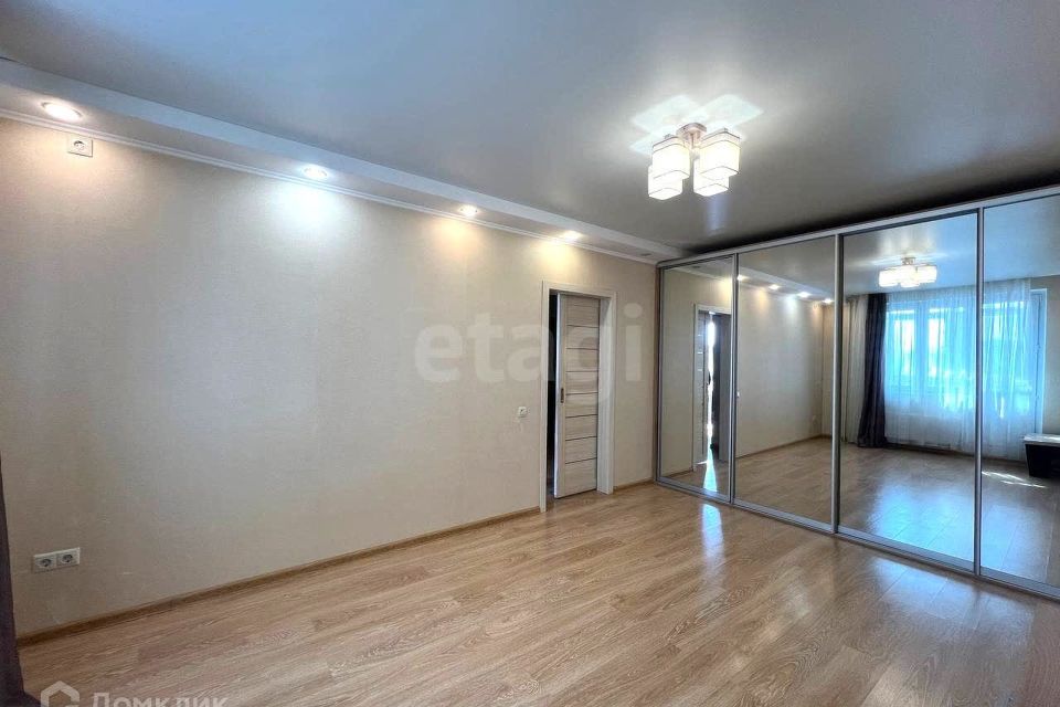 Продаётся 1-комнатная квартира, 37.6 м²