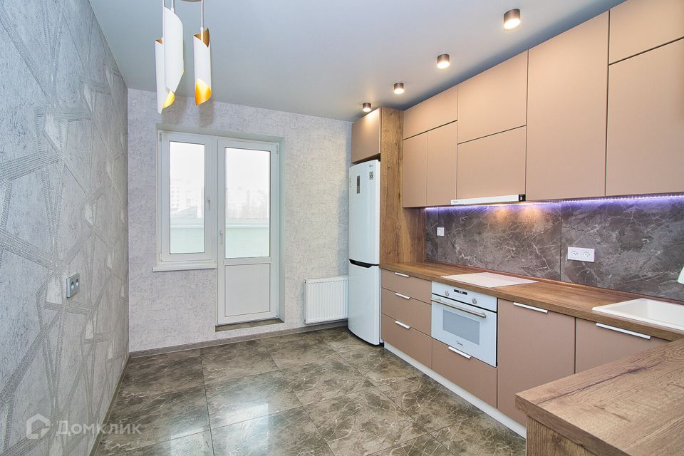 Продаётся 1-комнатная квартира, 40.4 м²