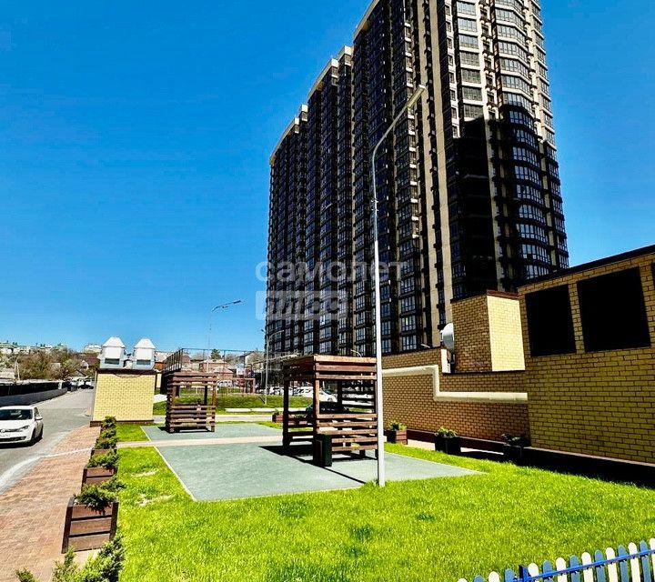 Продаётся 1-комнатная квартира, 41 м²