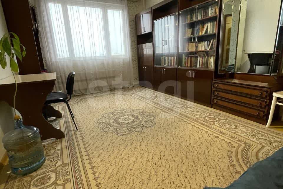 Сдаётся 1-комнатная квартира, 38 м²
