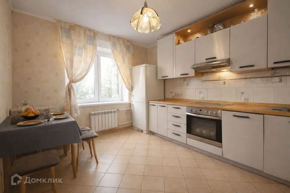 Продаётся 2-комнатная квартира, 61.5 м²