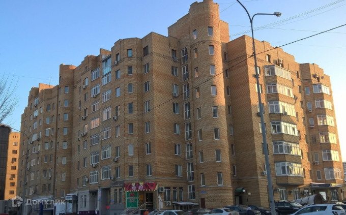 Продаётся 6-комнатная квартира, 309 м²