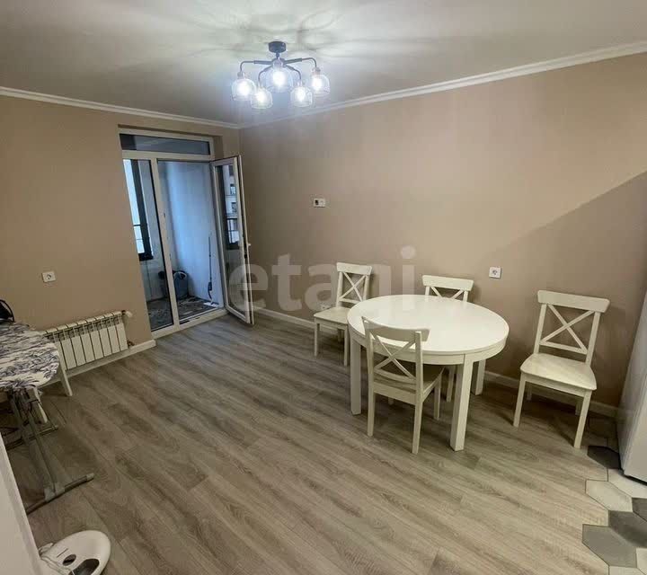 Продаётся 1-комнатная квартира, 44 м²
