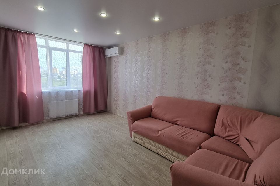 Продаётся 1-комнатная квартира, 41.9 м²