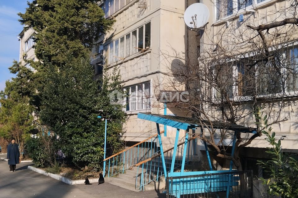 Купить Квартиру В Алуште 3 Х Комнатную