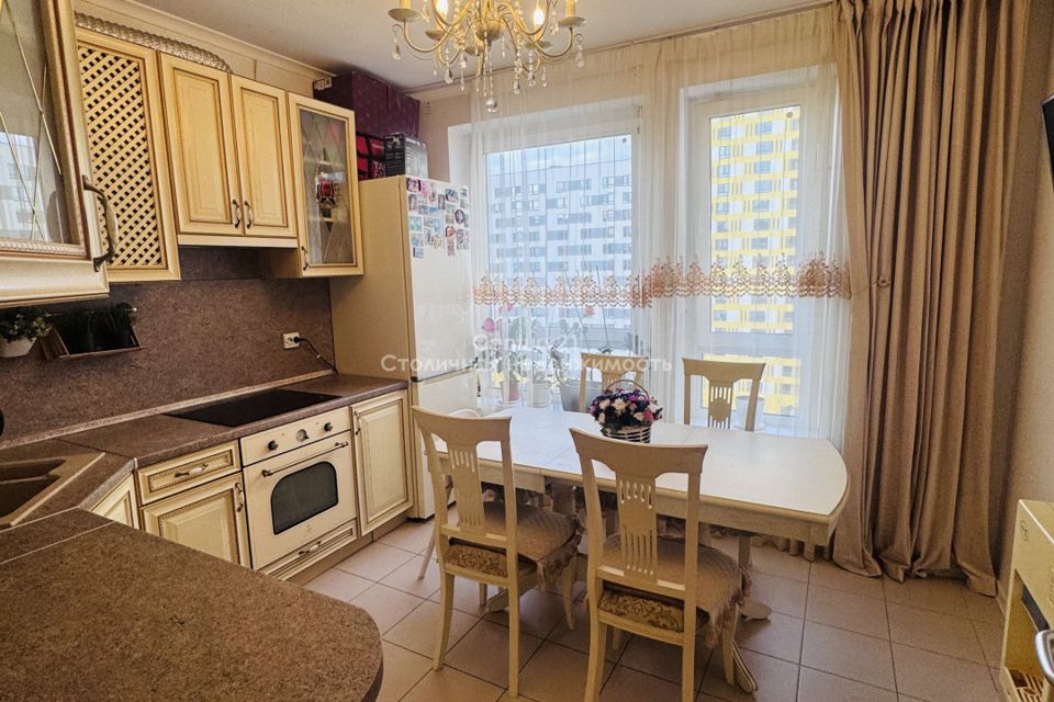 Продаётся 2-комнатная квартира, 70 м²
