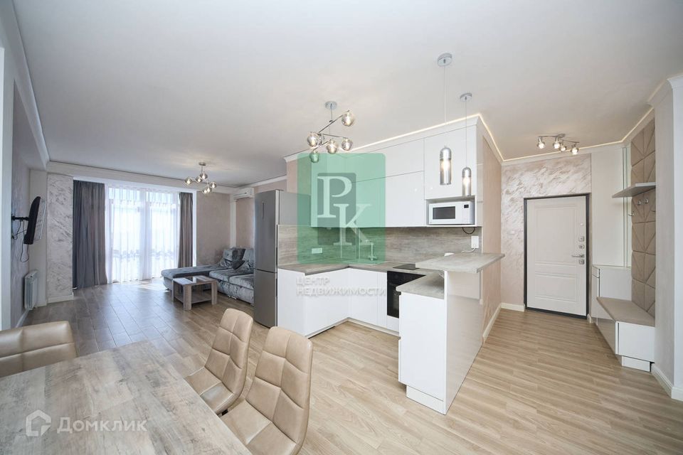 Продаётся 2-комнатная квартира, 66.8 м²