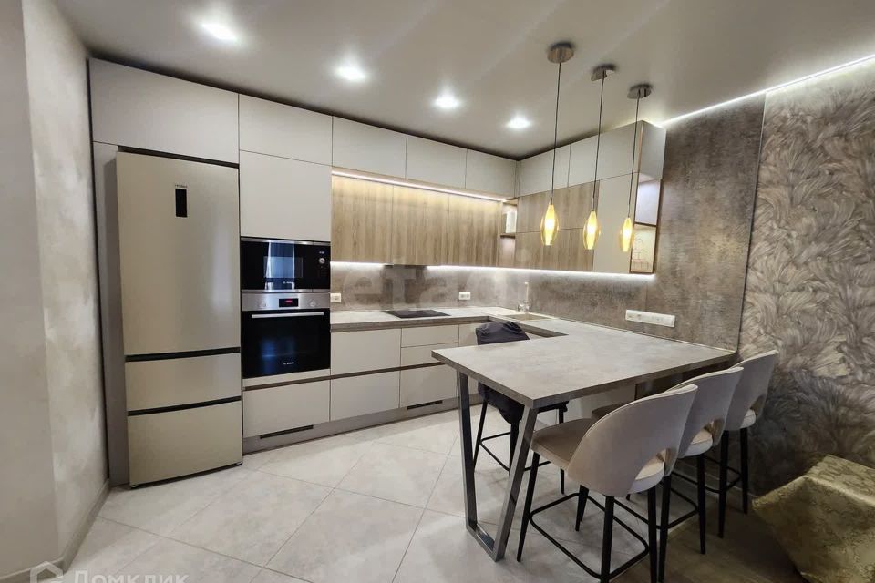 Сдаётся 3-комнатная квартира, 63.9 м²