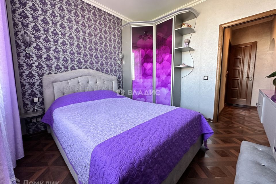 Продаётся 3-комнатная квартира, 71.4 м²
