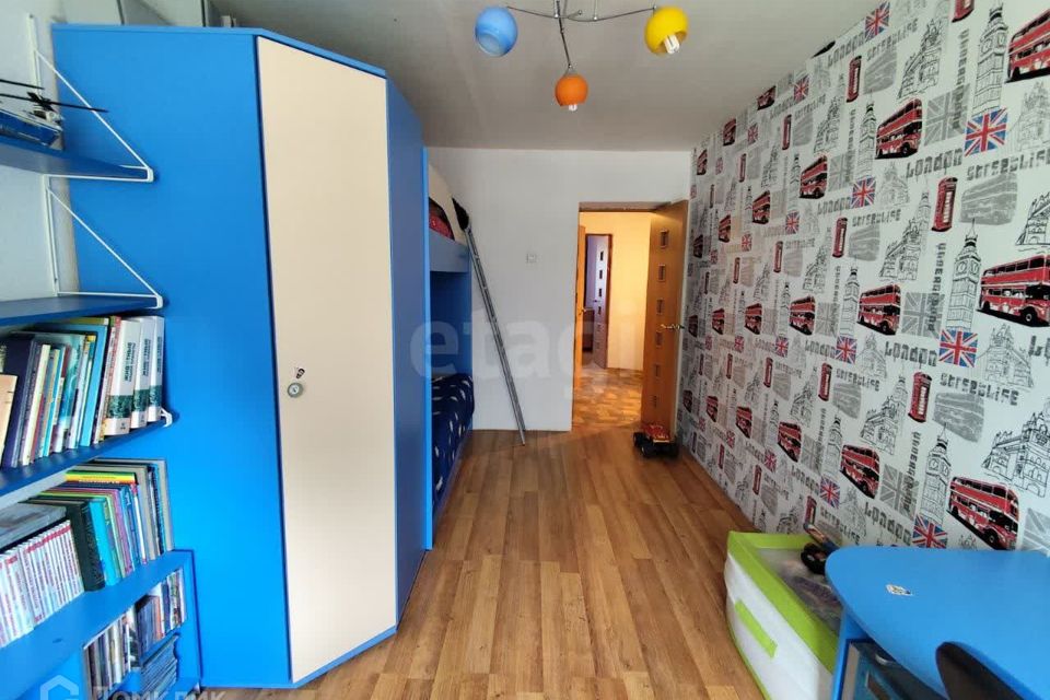 Продаётся 3-комнатная квартира, 60 м²