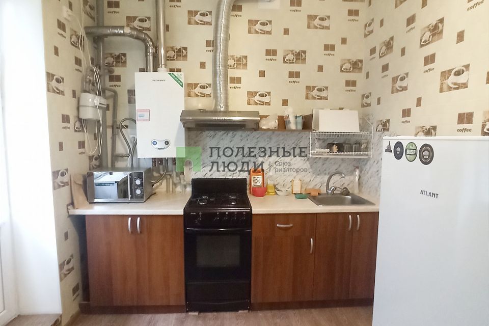 Сдаётся 2-комнатная квартира, 56 м²