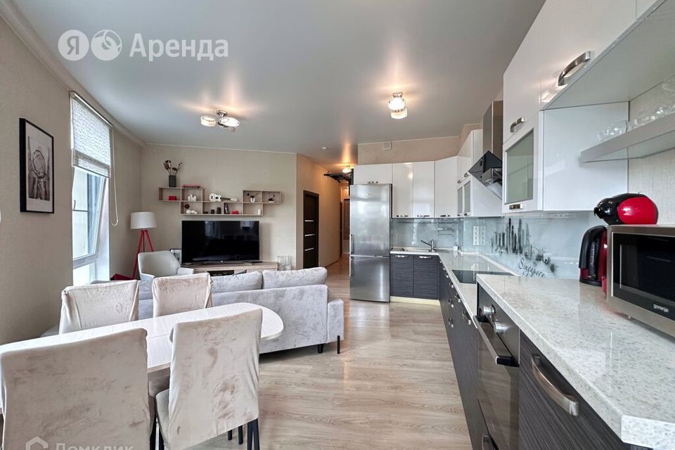 Сдаётся 2-комнатная квартира, 69 м²
