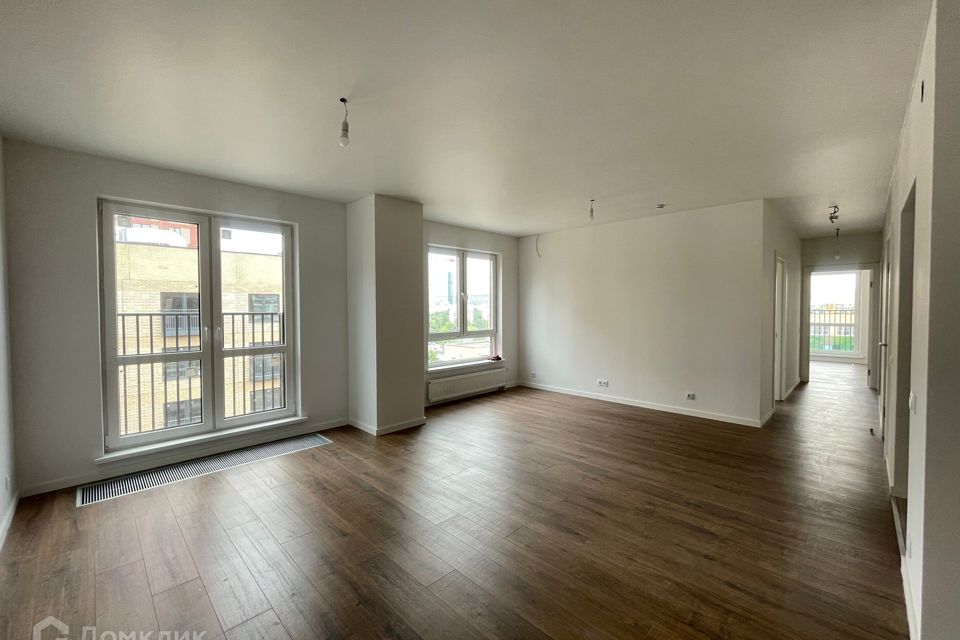 Продаётся 3-комнатная квартира, 97 м²