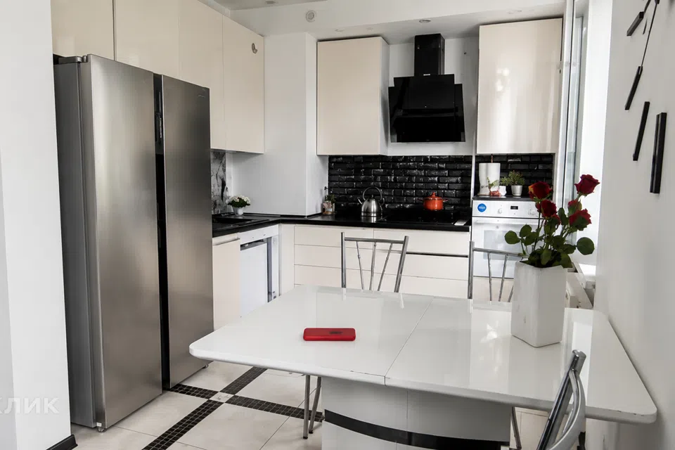 Продаётся 3-комнатная квартира, 71.9 м²