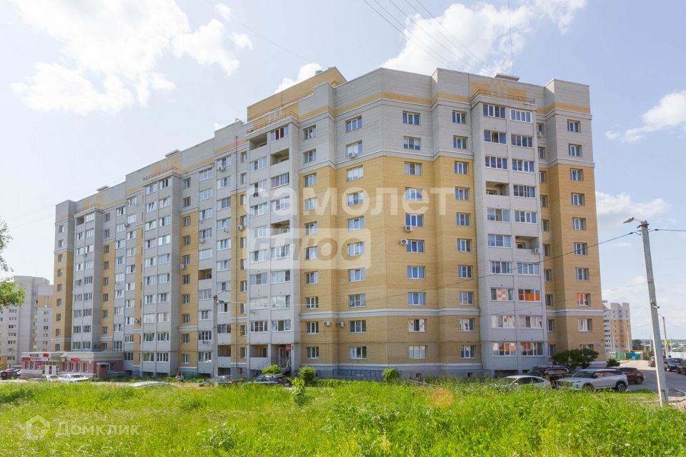 Продаётся 1-комнатная квартира, 41.7 м²