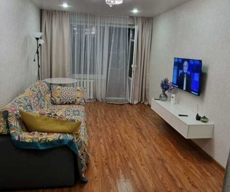 Сдаётся 3-комнатная квартира, 57 м²