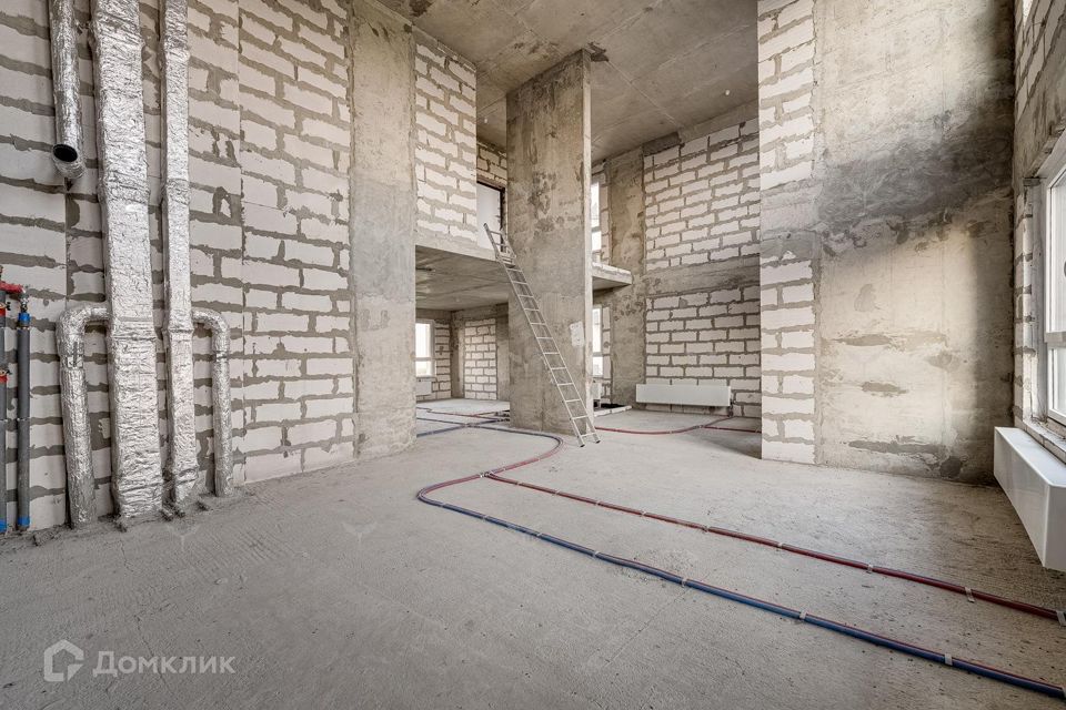 Продаётся 3-комнатная квартира, 116.2 м²