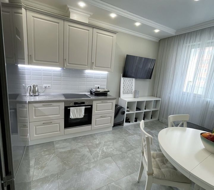 Продаётся 1-комнатная квартира, 40.8 м²
